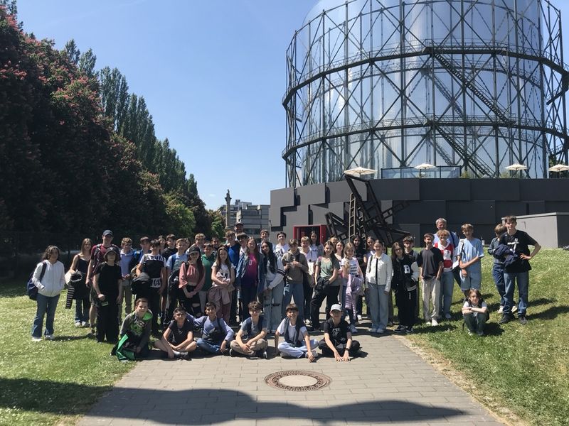 Ausflug in den Gasometer der Klassen 7a-c