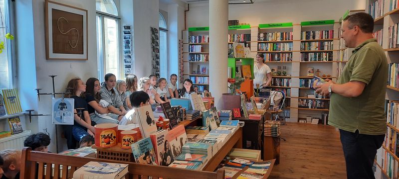 Besuch in der Buchhandlung Uwe Mumm